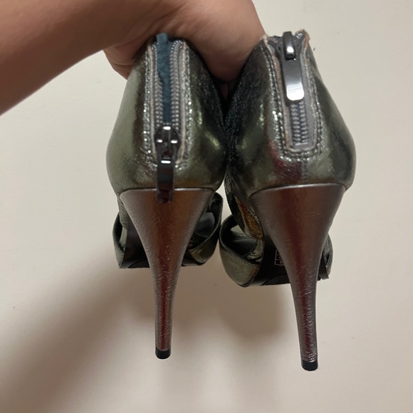NINE WEST METALLIC SILVER GRAY STILETTOS SIZE 7 1/2 M - Picture 7 of 7